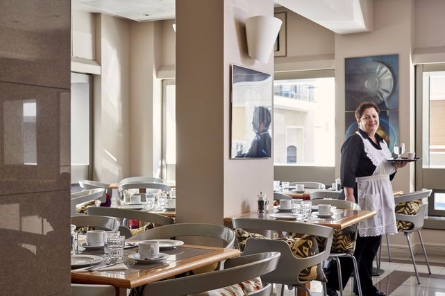 Philippos Hotel_Breakfast Area_Athens_Acropolis